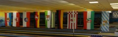 Fahnenschmuck-in-der-Halle