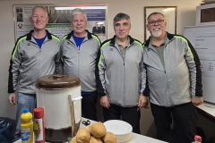 die-fleissigen-Helferlein-vom-SKV-Bergedorf